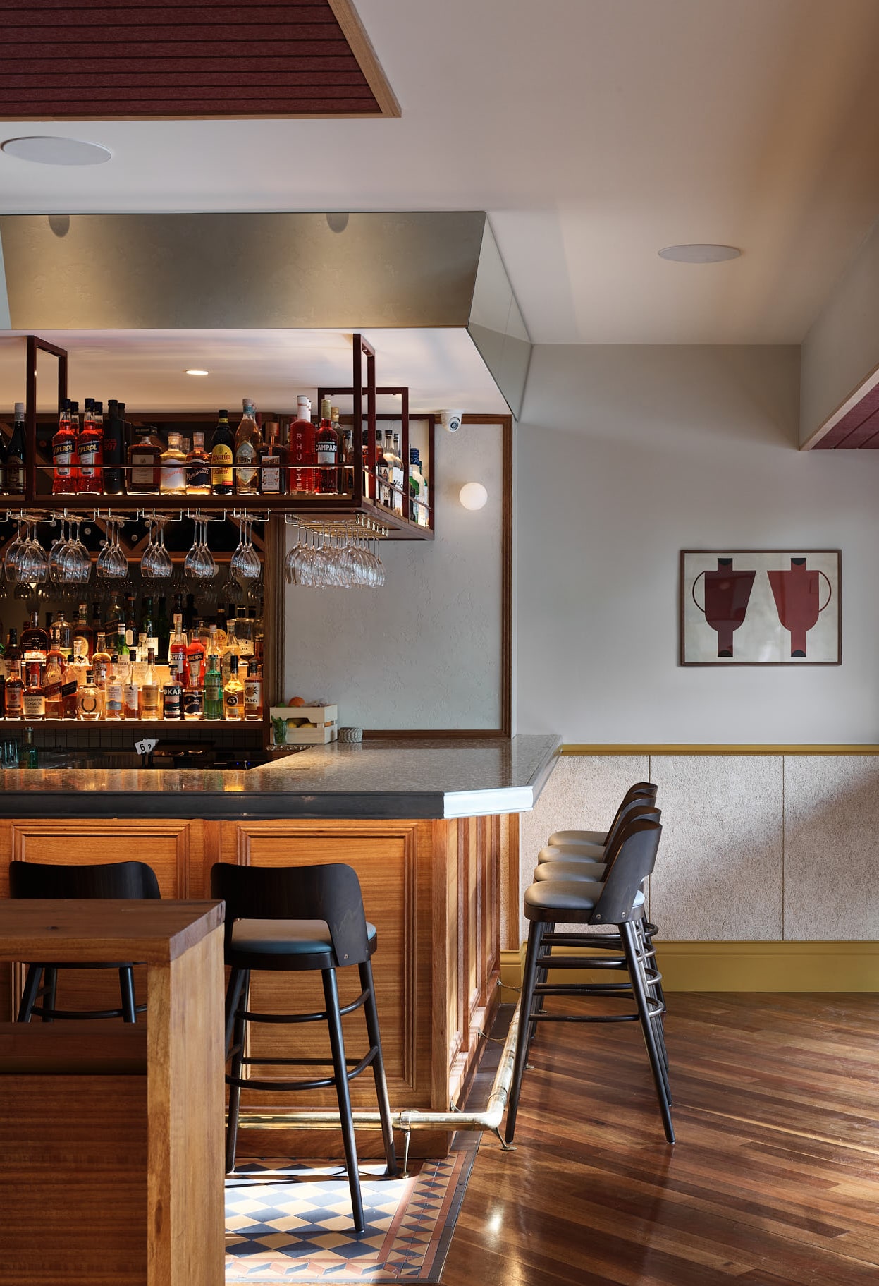 Follys Bar and Bistro Cammeray, Sydney - Book Now